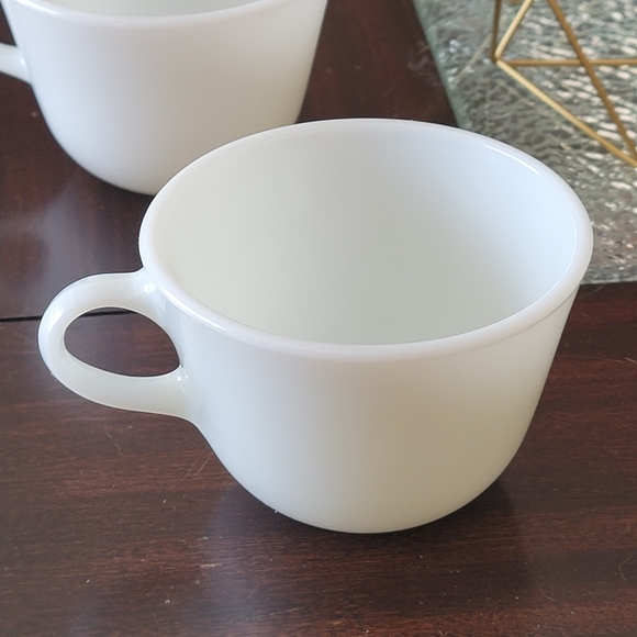 Vintage Pyrex cups, set of 2 - Picture 3 of 5